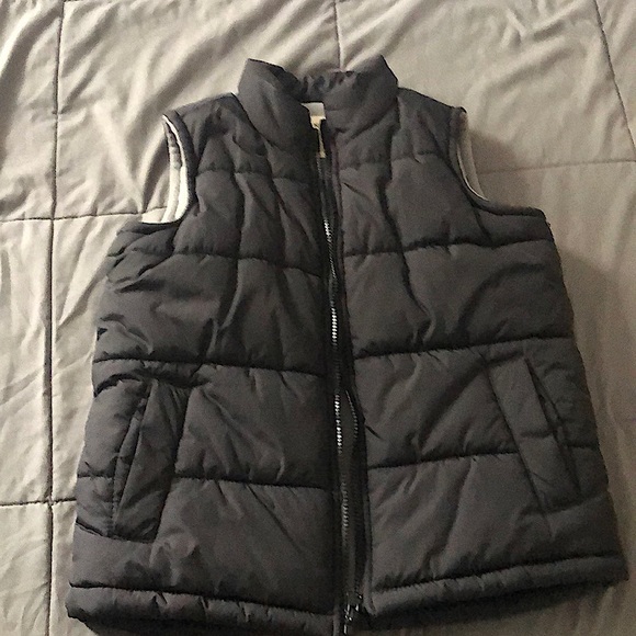 Old Navy Black Puffer Vest With Comfy Grey Inside - Picture 1 of 3